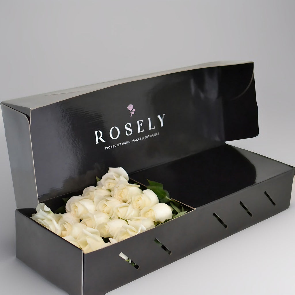 White Delight Mellan – Exklusiva Vita Rosor i Lyxig Box | ROSELY